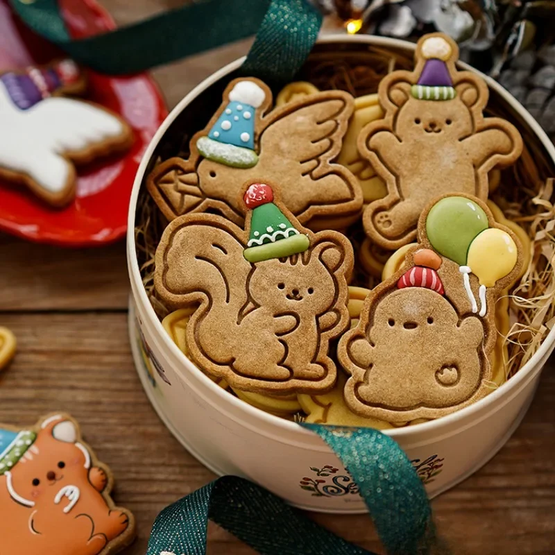 Cute Animals Carnival Cookies Stamps and Cutters Cartoon Squirrel/Bear/Duck/Pigeon Biscuit Molds Fondant Cake Decor Baking Tools