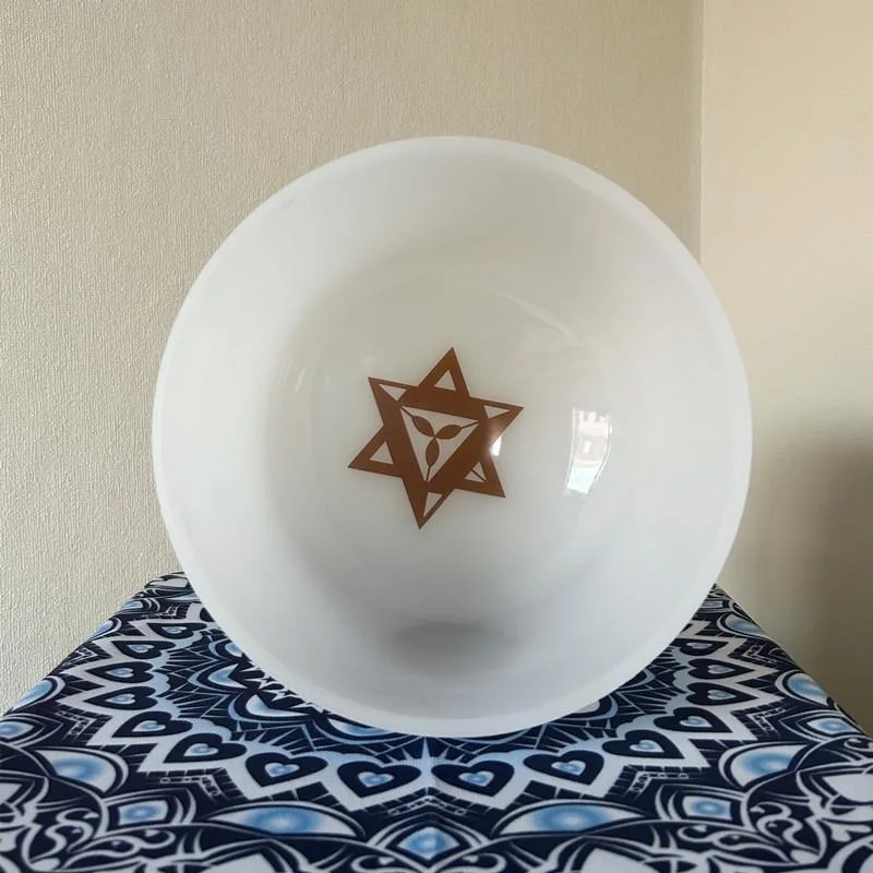 

Хрустальные поющие чаши 10-дюймовые B3 Йога Медитация Чакры Кварцевые чаши Звуковое исцеление Звуковая чаша ручной работы Инструменты для осознанности