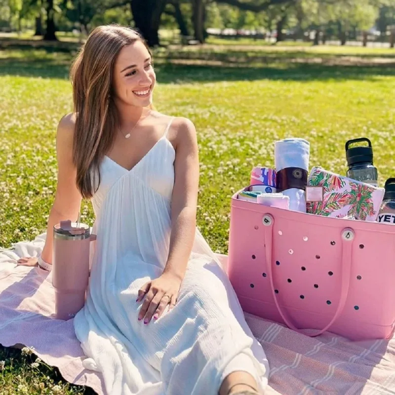 

XL Beach Bag Silicone Basket storage Travel Jelly Handbag Women Picnic Basket Croc Handbag Shopping Tote Beach Bags