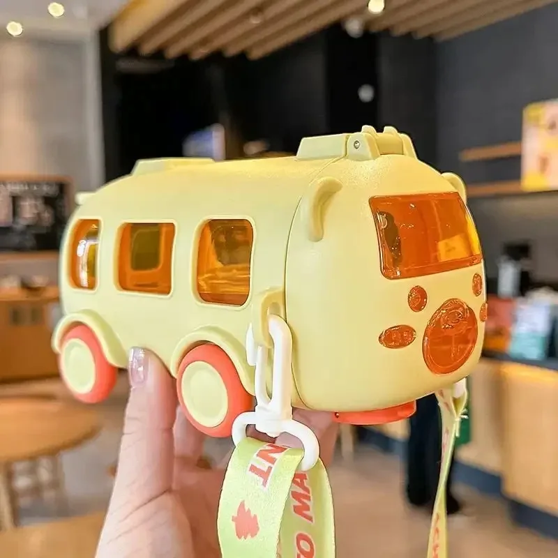 500ml Cute Bear Portable Water Bottle With Shoulder Strap Kid Car Straw Water Cup Bus Shape Children's Water Bottle Drinking Cup