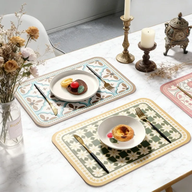 2PCS Romantic Retro Floral Four Leaf Clover Mat PVC Leather Insulation Western Style Household Table Bowl Placemat Table Mat