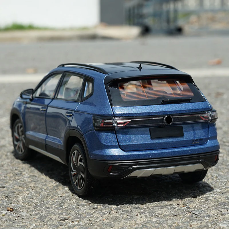 1/18 جديد ثارو 2023 SUV المعادن ديكاست نموذج سيارة الأزرق محاكاة عرض جمع الحلي الصبي اللعب هواية الهدايا