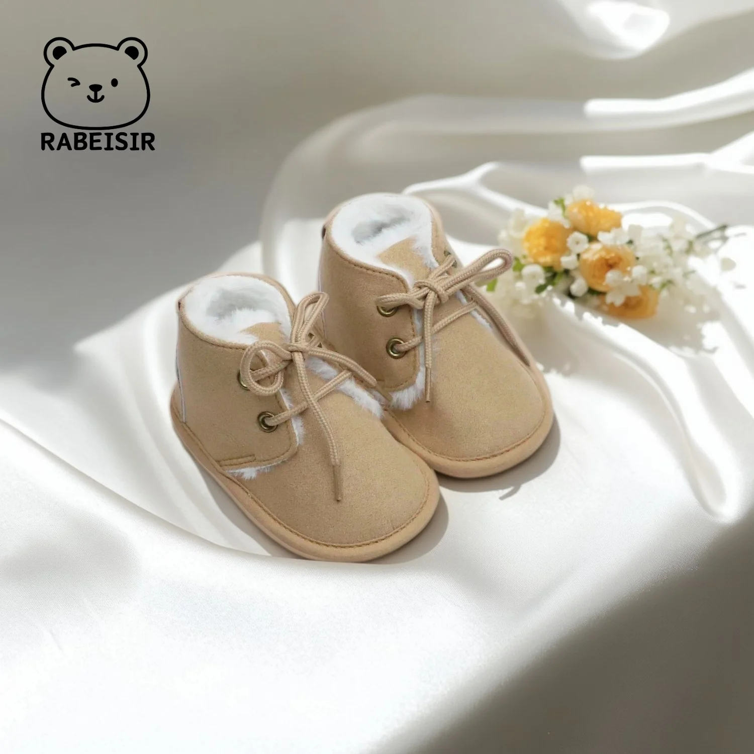 

Autumn and winter baby shoes with plush snow boots for infants and young children from 0-6-12-18 months, slip resistant and comf