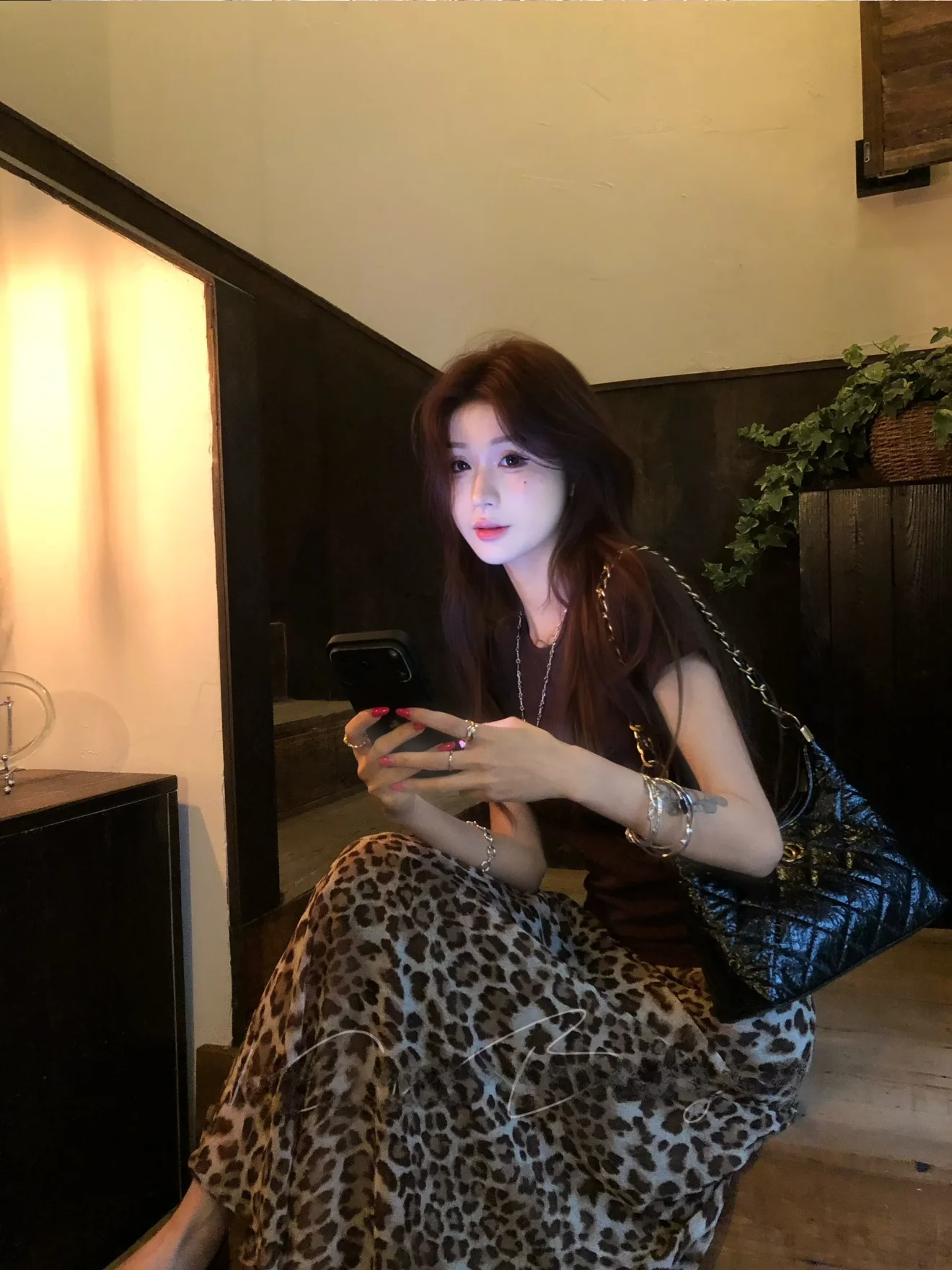 

Unique Design Leopard Print Long Skirt And Short Sleeve T Shirt round Neck Slim Fit Women Fashion Set Summer Season Outfit