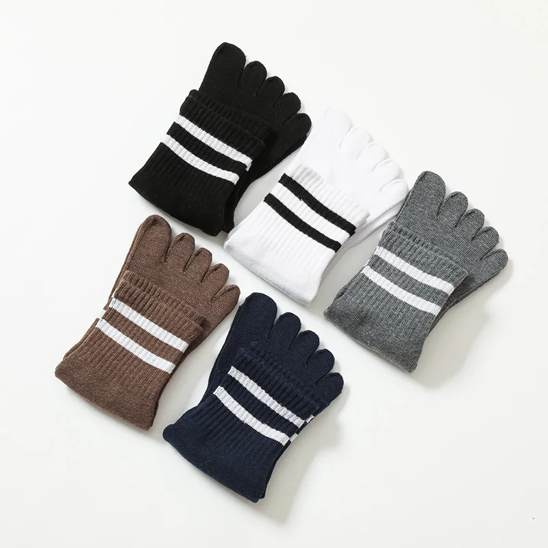 1 Pairs Man 5 Finger Socks Soft Cotton Black White Striped Fashion Simple Party Dress Tube Socks Husbands Fathers Sokken