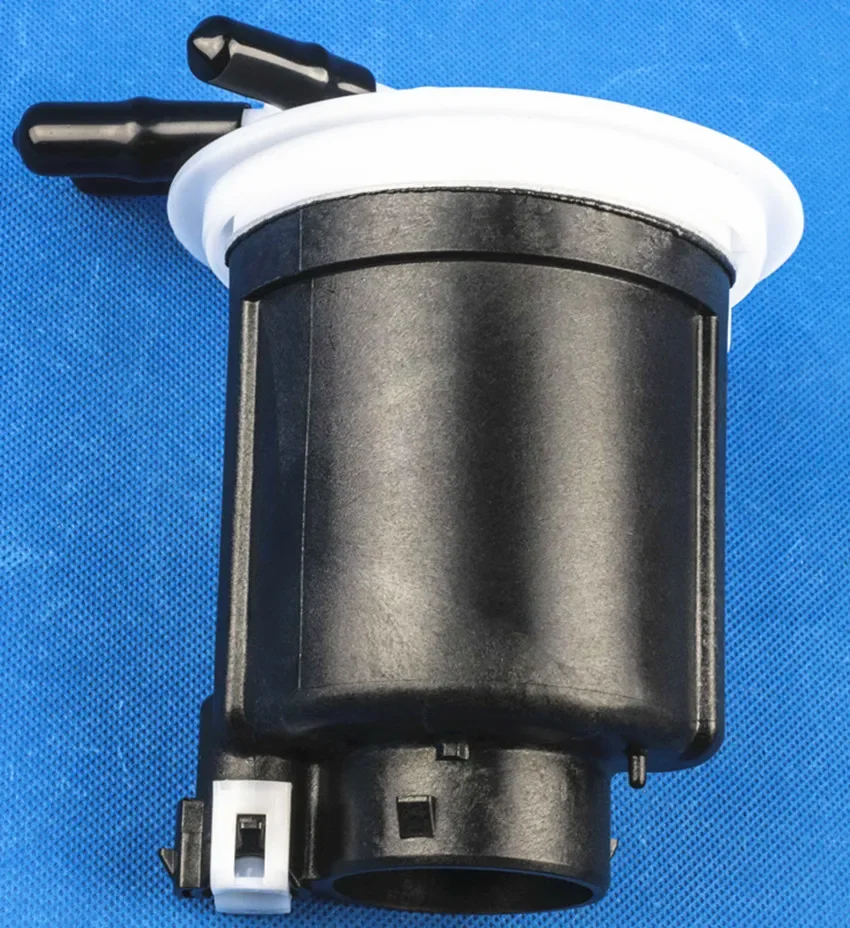 WAJ Fuel Filter 15310-81A00, 15310-81A01, 15310-81A02 Fits Suzuki Jimny SN413 G13BB M13A 1.3L 1998 - 2017 view 4