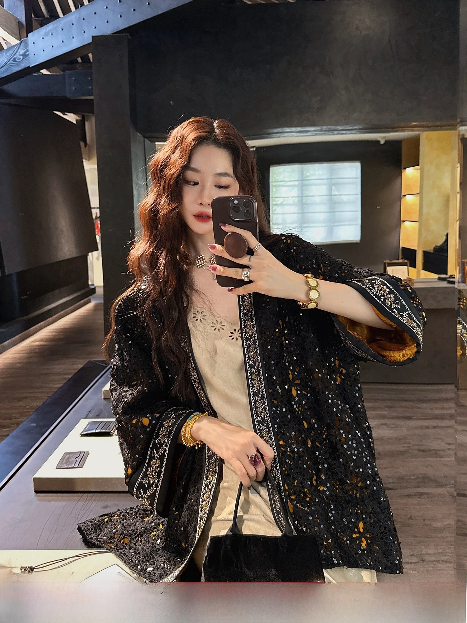 

Sanji Bla Flower Early Autumn Lace Women's Jaet Chinese Sle Loose Fit Polyester Fabric V-Ne Long Sve Faionable T...