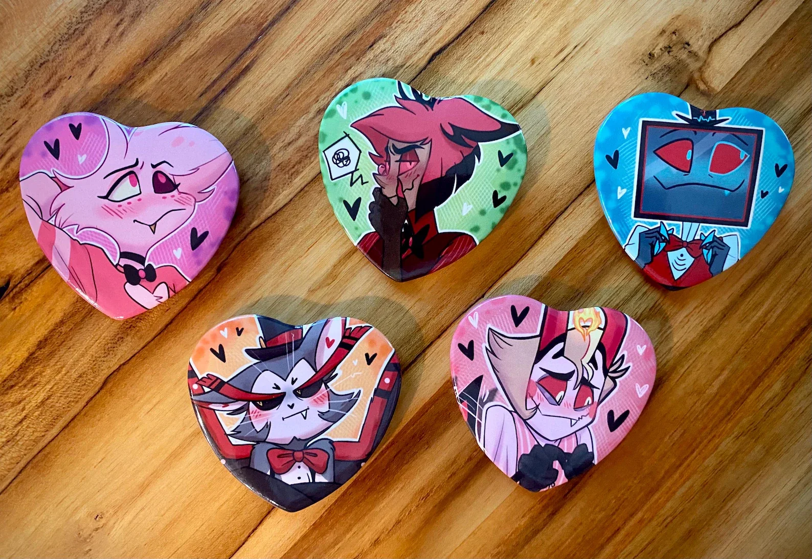 Hazbin Hotel Flustered Boys Heart Shaped Button Pins Anime Cosplay Accessories Badge Backpack Decor Collectible Gift for Fans