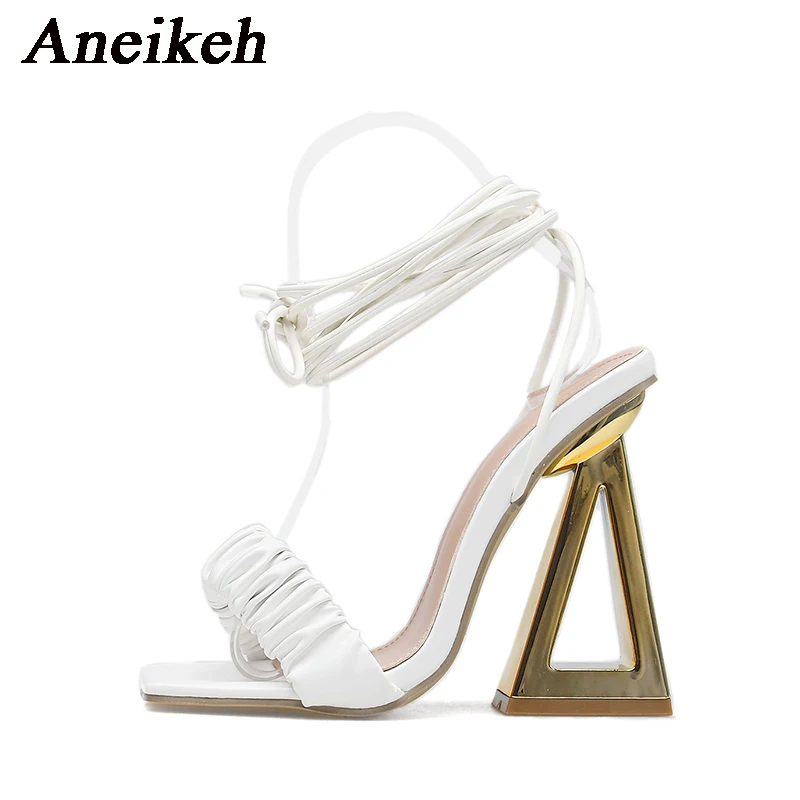 Aneikeh Fashion Strange Triangle sandali gladiatore con tacco alto 2024 scarpe da ballo da sposa con punta aperta estiva a pieghe da donna