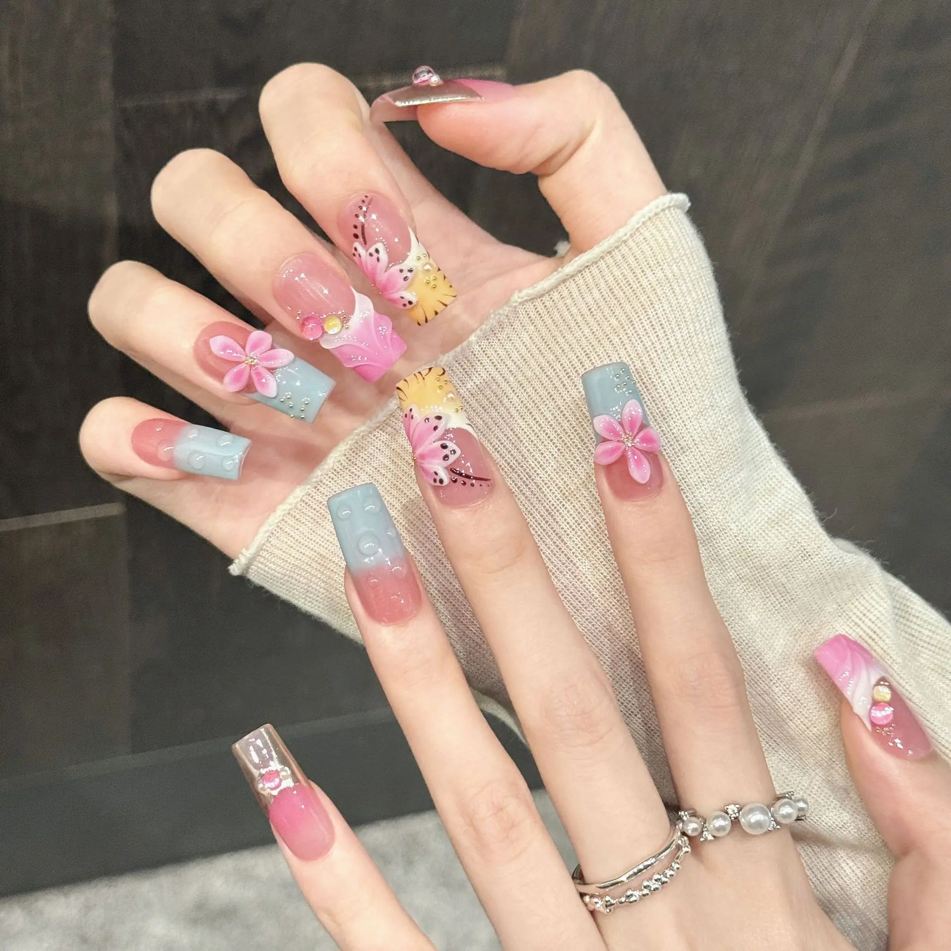 10PCS Long Square Handmade Press On Nails,Transparent And Refreshing Style,Suitable For Festivals Parties And Daily Wear.