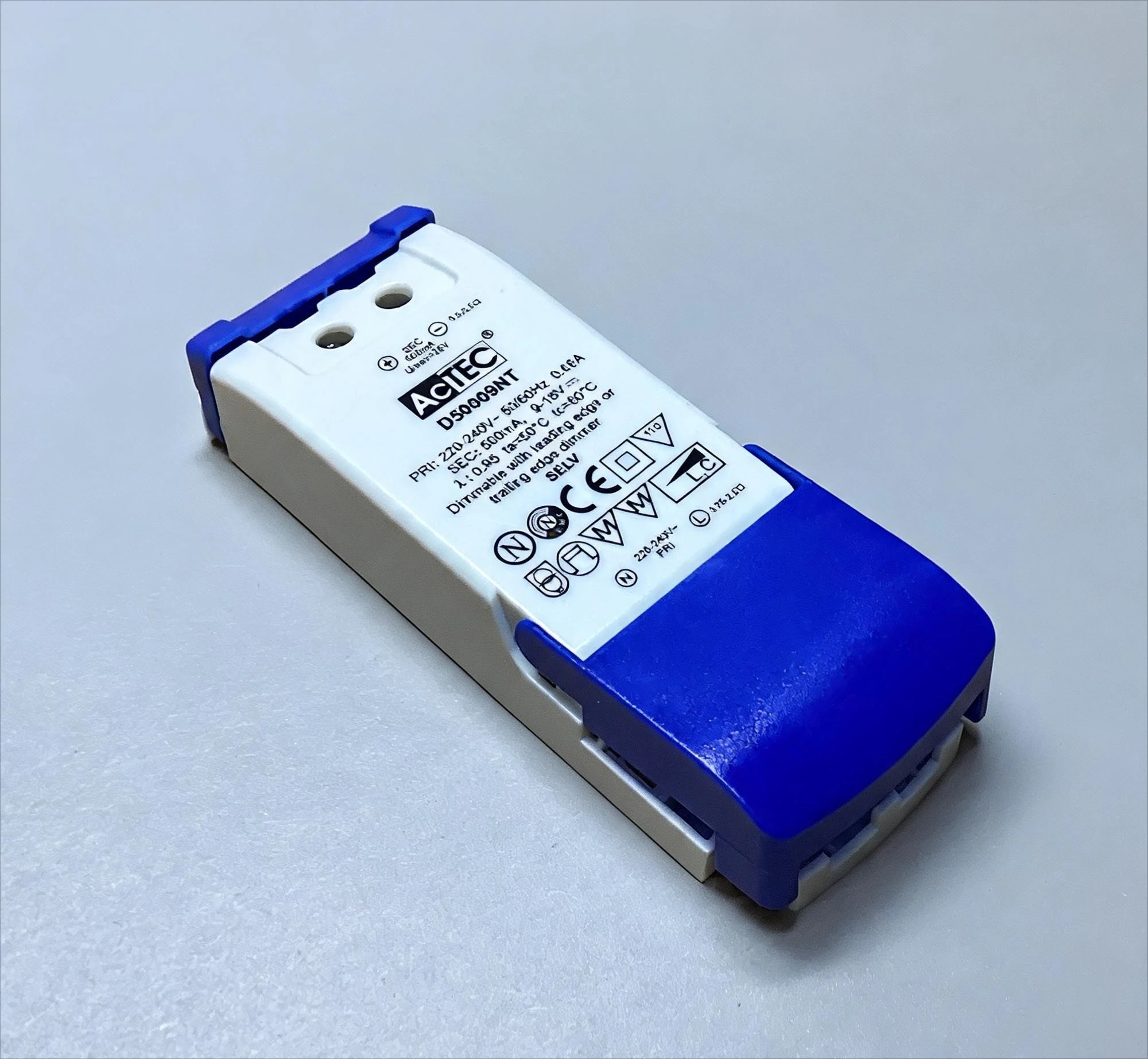 Dimmable 9W LED Transformer 500mA 9-18V LED Power Supply, Compatible with Leading Edge & Trailing Edge Dimmer