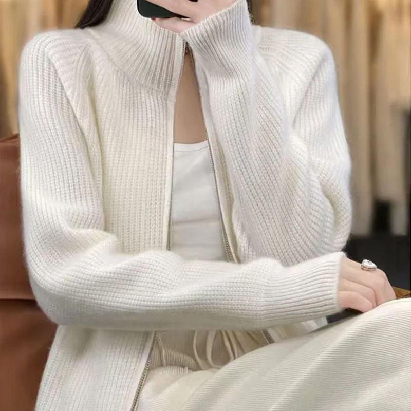 سترة نسائية جديدة لخريف وشتاء 2025 شبه الياقة المدورة سترة محبوكة متعددة الاستخدامات فضفاضة غير رسمية متعددة الاستخدامات #4