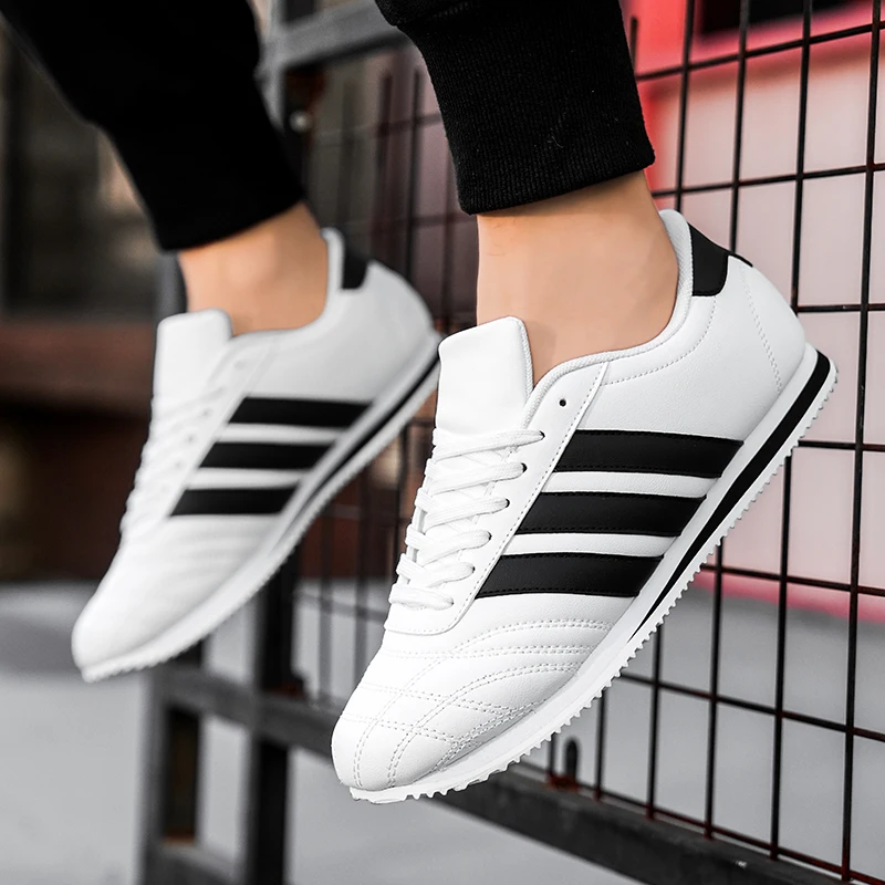 

Men's Shoes Breathable All-match Mesh Shoes Casual Sports Trendy Shoes Men's All-match Wear-resistant Running Shoes for Men