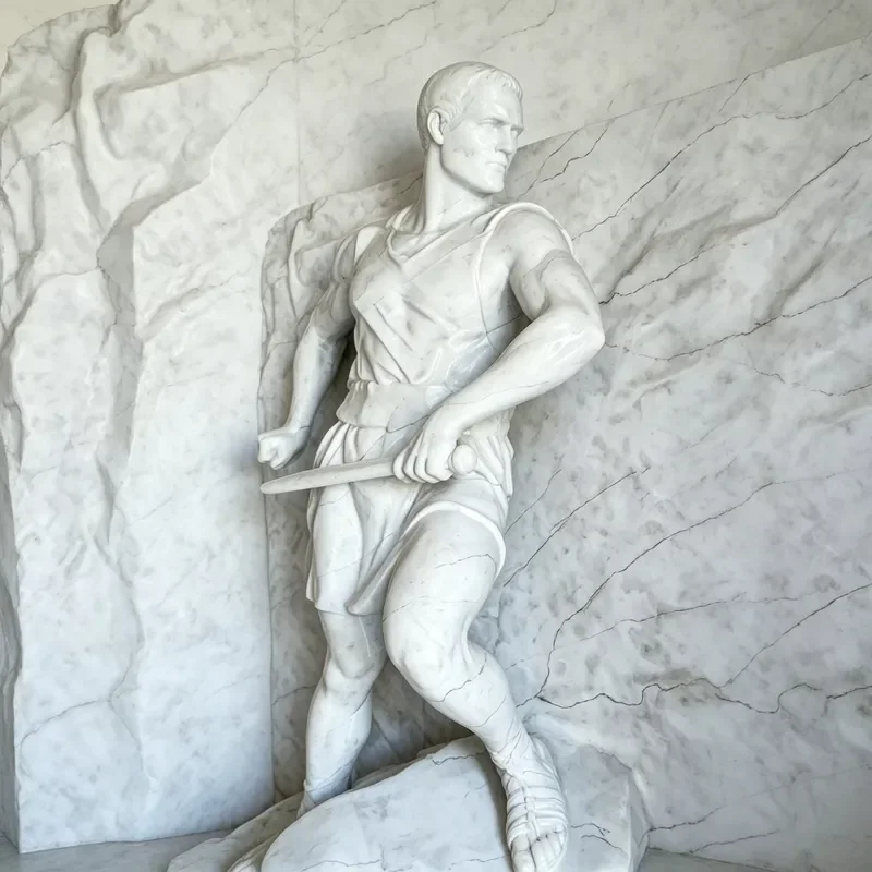 Business Gifts Art Handmade Resin Sculpture Statue Modern Luxury Design Weathering Garden Decoration