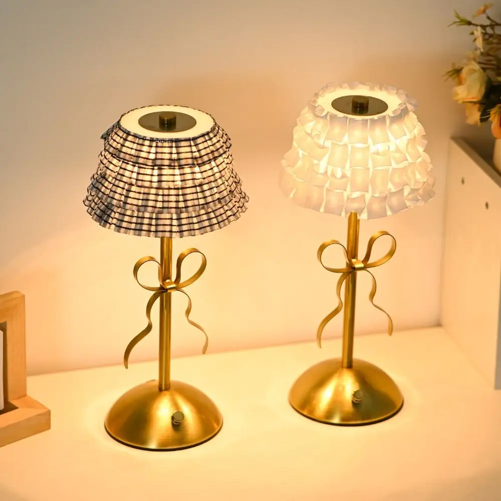 French Style Bow Table Lamp 3-color Changing Type-C Rechargeable Rechargeable Small Lamp Retro Artistic Wireless