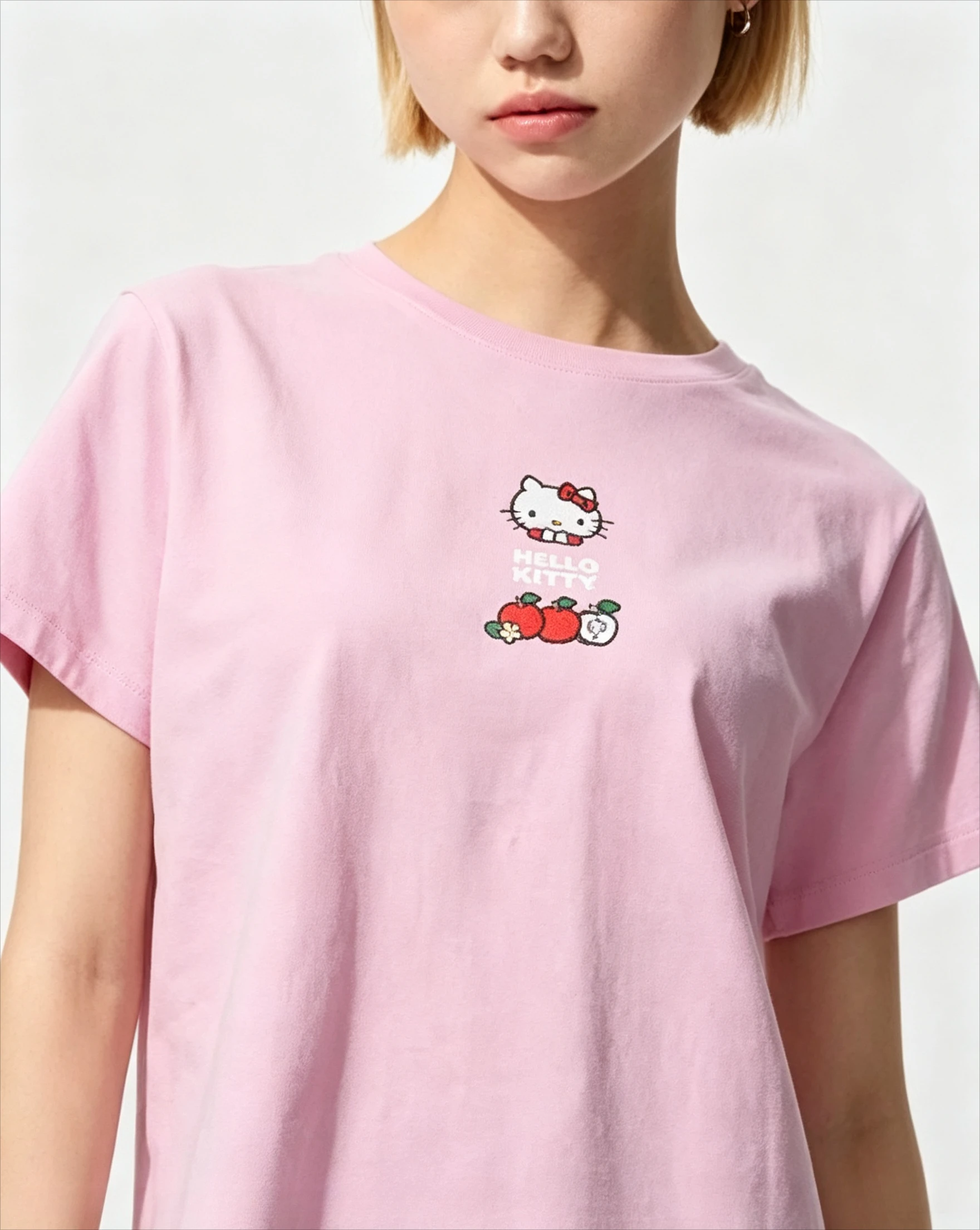 Women Hello Kitty Apple Small Print T-shirt Cute Cartoon Chest Graphic Short Sleeve Tee Casual Regular Fit Tops