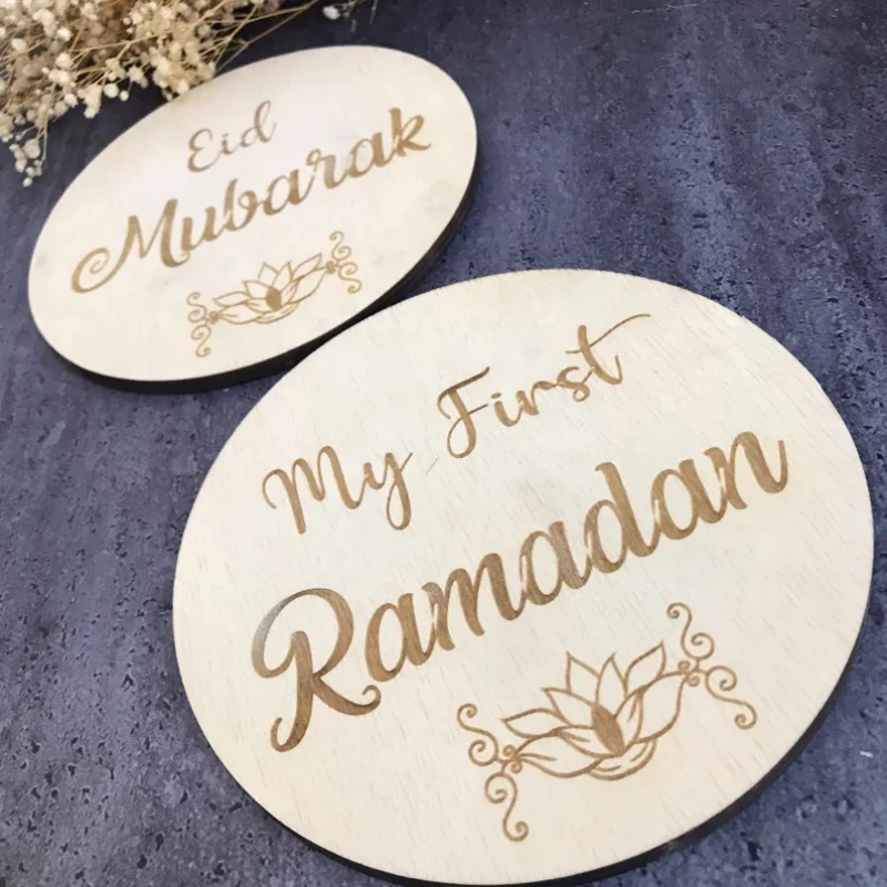 

2pcs My First Ramadan Sign Eid Mubarak Gift New Baby Milestone Wood Eid Decoration Eid Mubarak Props Newborn Muslim Ramadan Gift