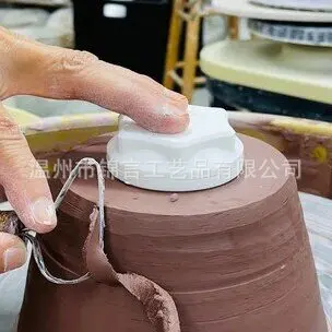 

Креативный гончарный роторный инструмент для рисования и обрезки