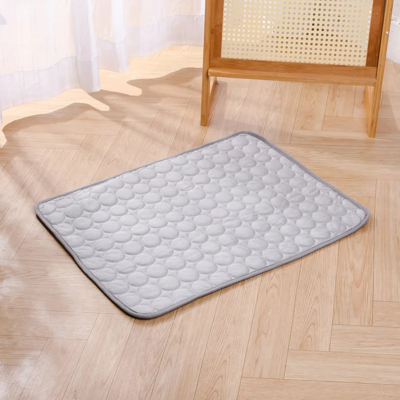 Kühlmatte Sommer Katzen- und Hundesofa Nestbett Kühlende Schlafmatte für kleine Hunde Haustiere Langlebige Sofa-Kühlmatte Decke Haustier-Kühldecke