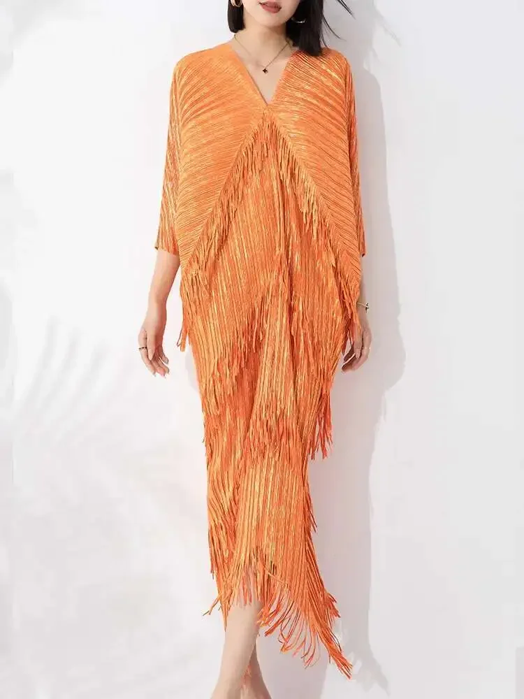 

V-neck Bat Sleeve Splicing Colour Fringe Elegant Dress Miyake 2025 Summer Ladies Clothing High-end Design Sense Pleated Dress