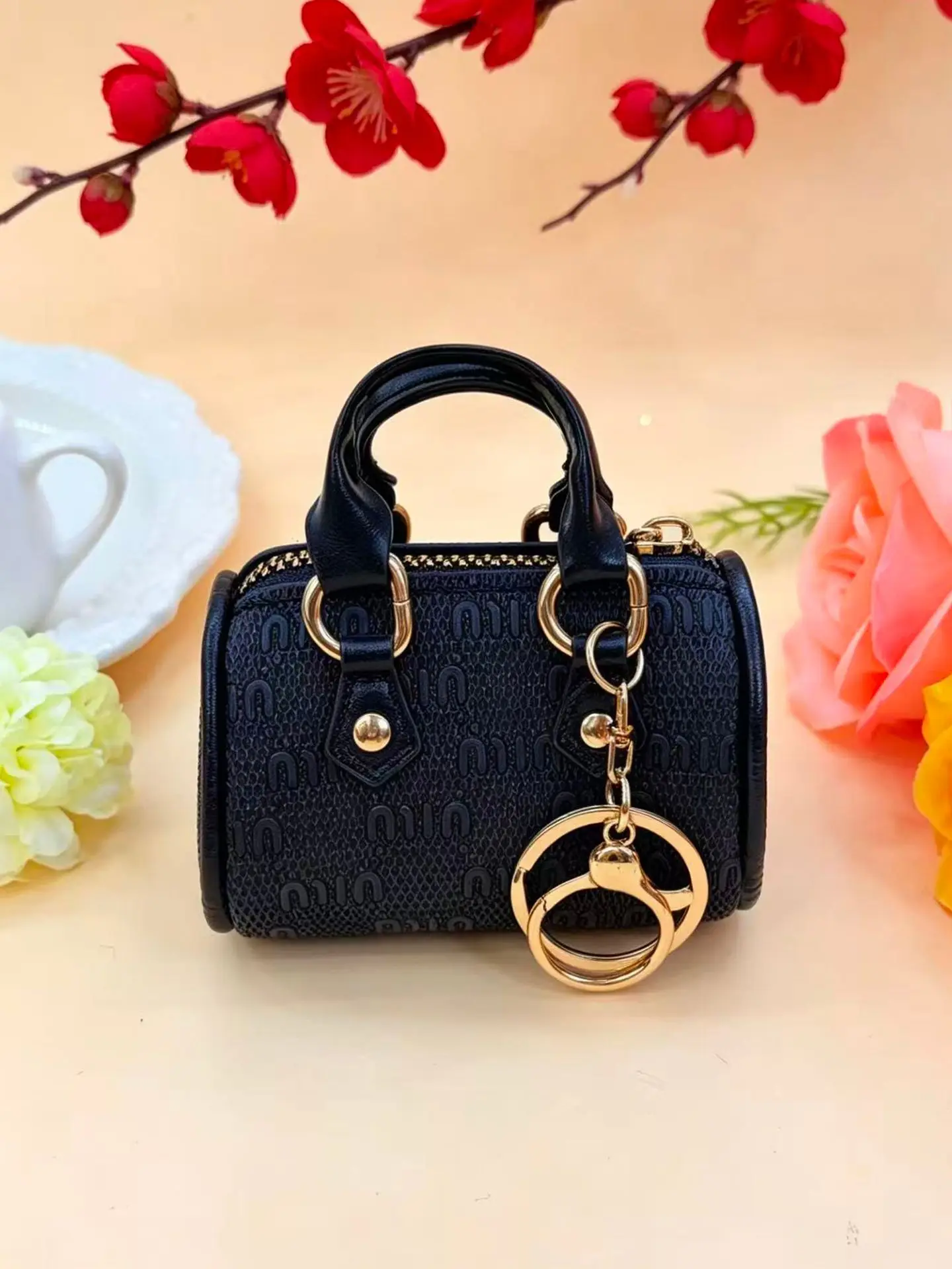 Mini Wallet for Women Versatile Fashion Coin Purse Earphone Bag Storage Women's Small Bag view 3