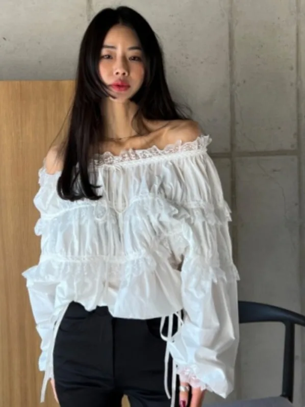 

Fashionable Pure Desire Shoulder Bared Lace Trim Short Sweet Korean Style Shirt Women's Clothing Breathable Loose Fit Long Sl...