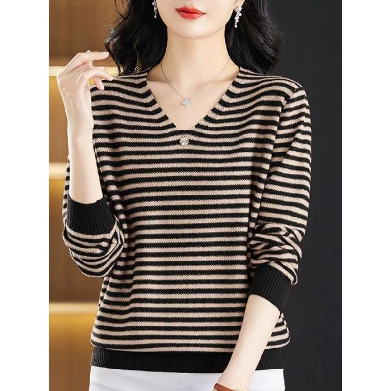 

Тонкий и модный свободный свитер с длинными рукавами и тонким v-образным вырезом в полоску, вязаный топ