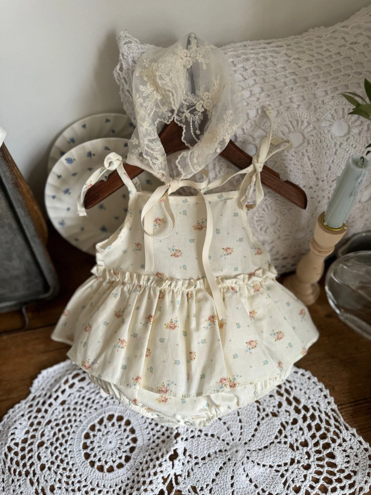 2025 Estate Nuova neonata ricamo pizzo Sling Body neonato carino principessa gilet senza maniche tuta per vestiti per ragazze 0-24M