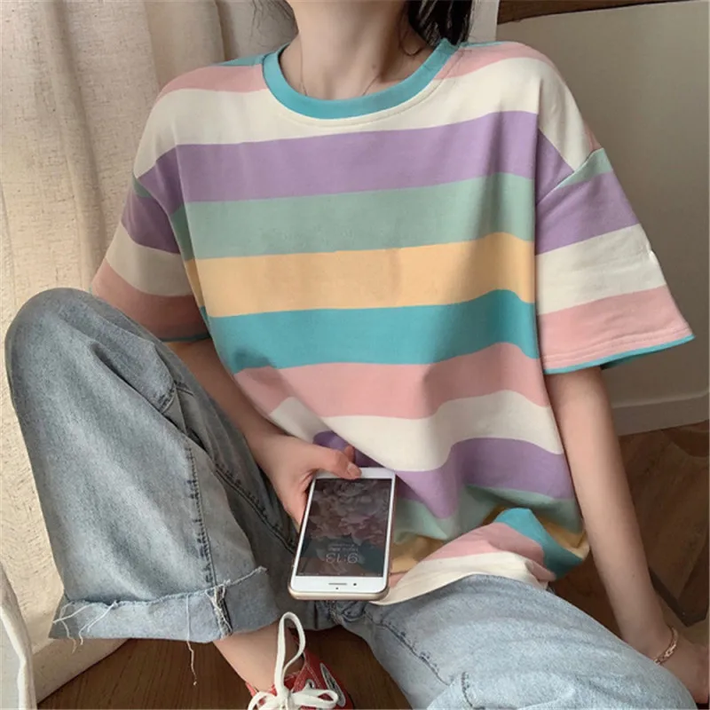 Camiseta Y2K k-moda japonesa de arcoíris para mujer, ropa informal con cuello redondo, Top corto holgado, camiseta gótica Harajuku de manga corta para mujer