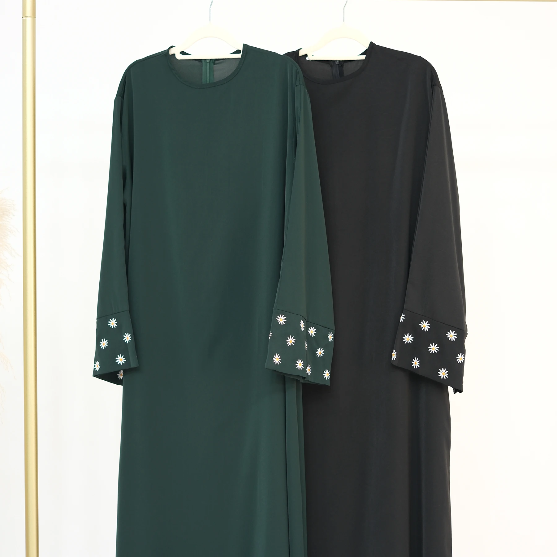 Vestido muçulmano abaya fechado bordado com margaridas para mulheres, roupas islâmicas turcas dubai, robe hijabi solto, ramadan eid, verão