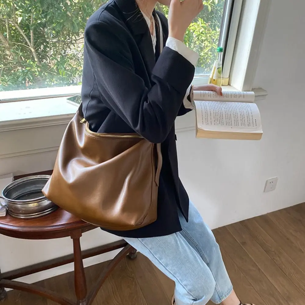 Ins Grote Capaciteit Kussen Crossbody Tas Kussentas Koreaanse Stijl PU Knoedeltas Mama Tas Effen Kleur Schoudertas Winkelen