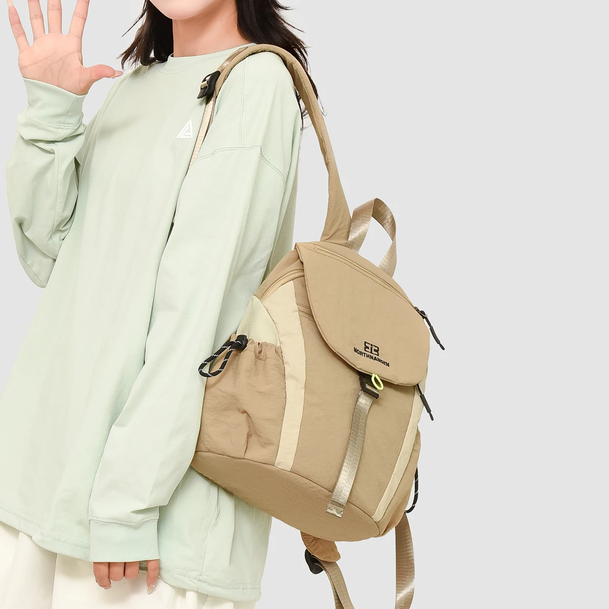 

2026 New Model Small Waterproof Backpack Casual Versatile Mini Backpack Travel Commuting Shopping Small Backpack for Women Shopping Outings Work