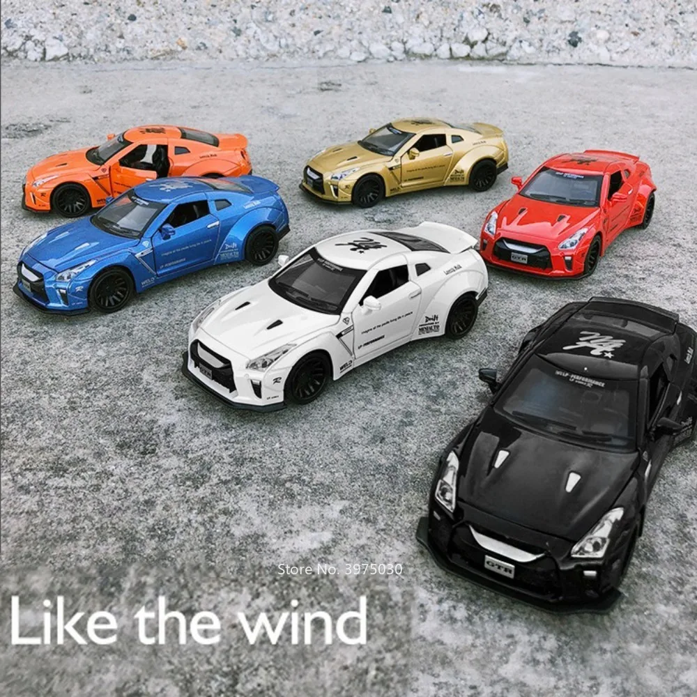 1/32 Schaal Legering Diecast Nissan GTR Sport Auto Model Speelgoed Deuren Opend Pull Back Geluid Muziek Miniatuur Voertuig Kid Geschenken Collectie