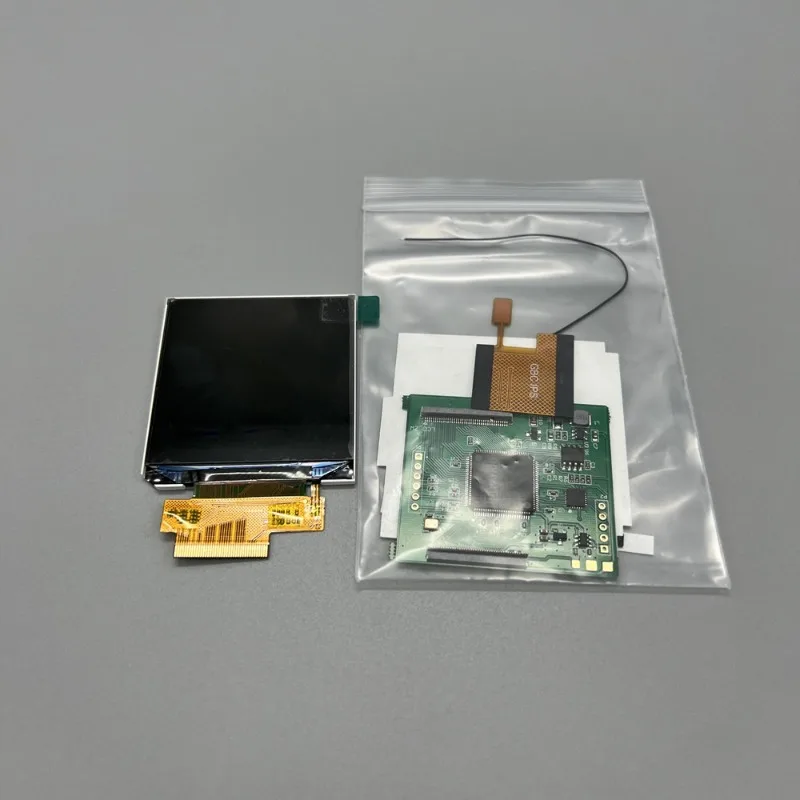 2.45 inch original screen size, no need to cut the to highlight the LCD screen point-to-point