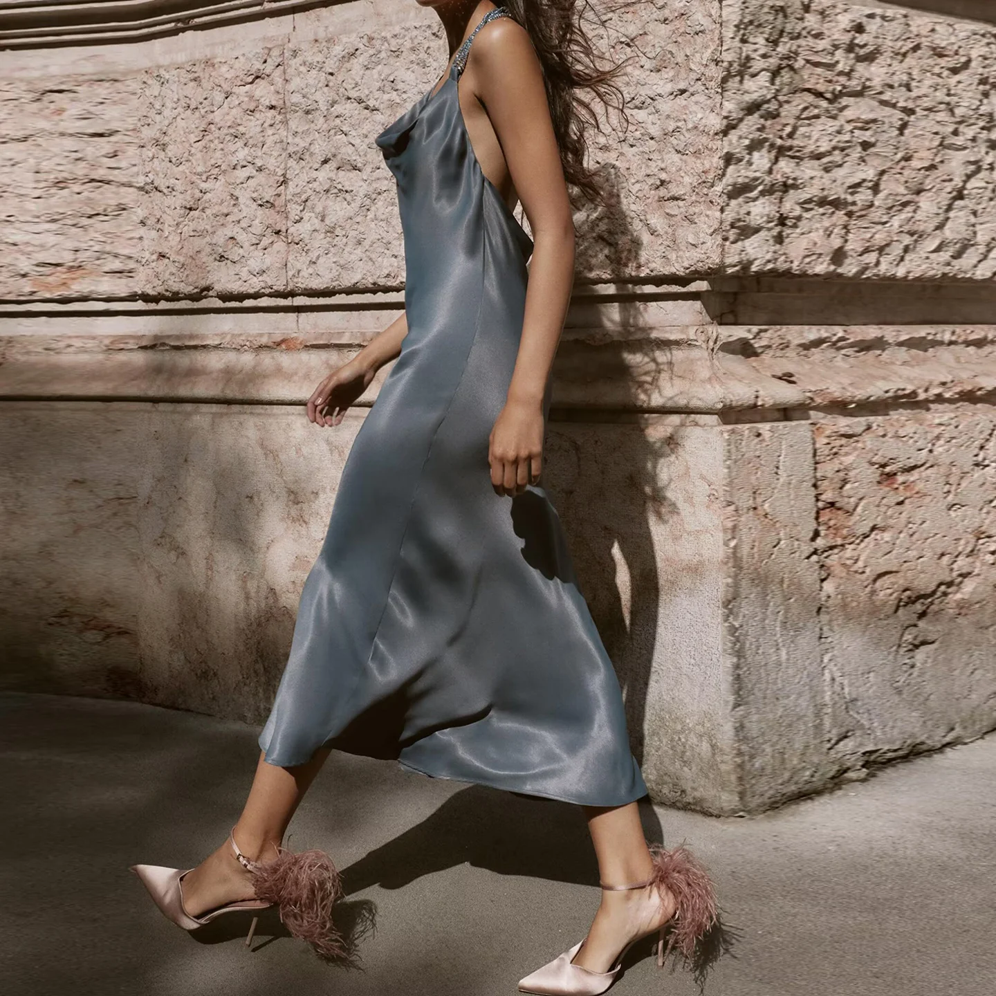アシンメトリービーズシルクサテンミディ丈ドレス レディースファッション 秋2025 Z Svel ガウン 女性用デイリーウェア