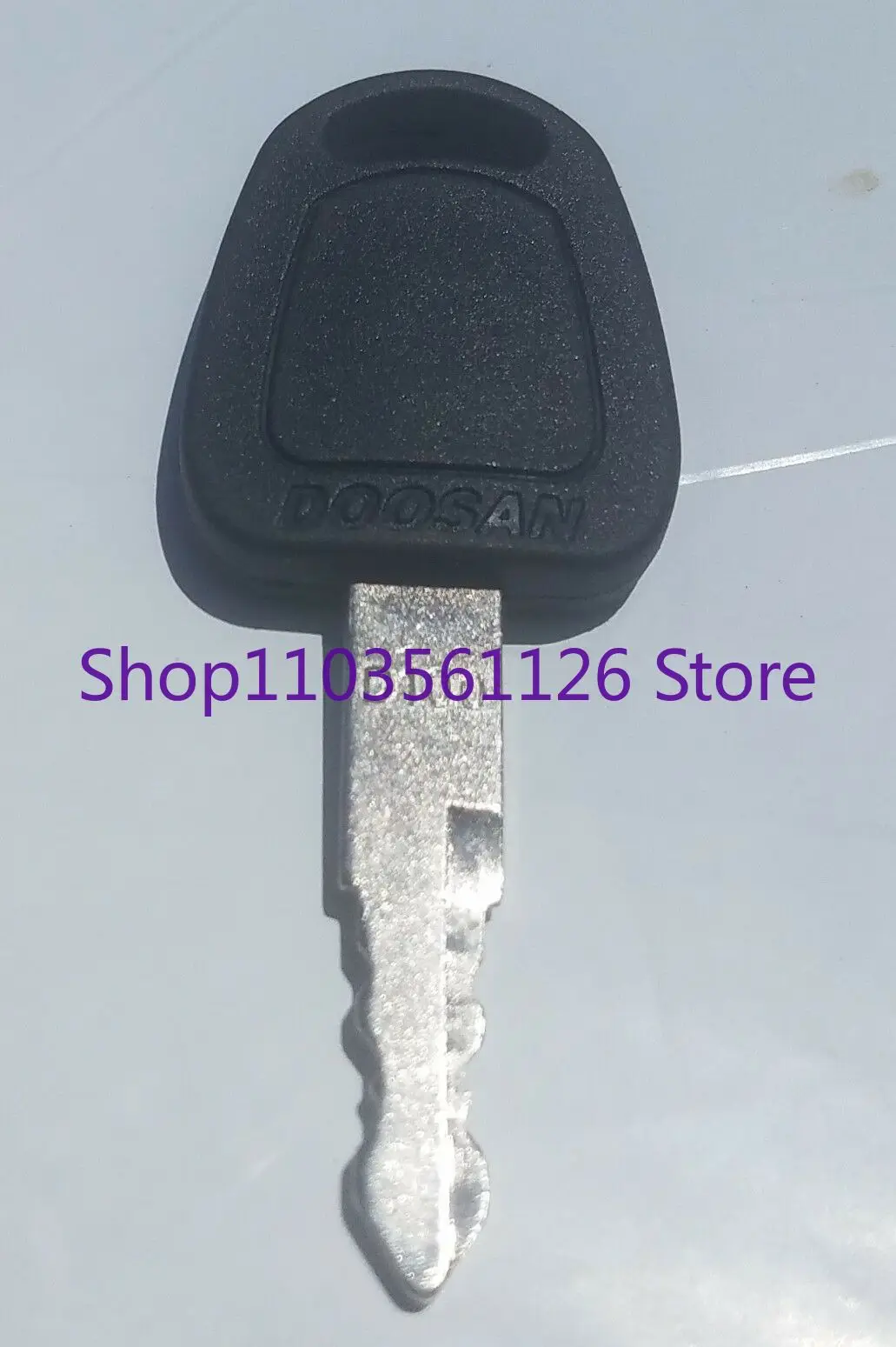 2pcs Keys For Doosan For Daewoo Terex Bobcat E80 E900 Excavator # K1009605 D100