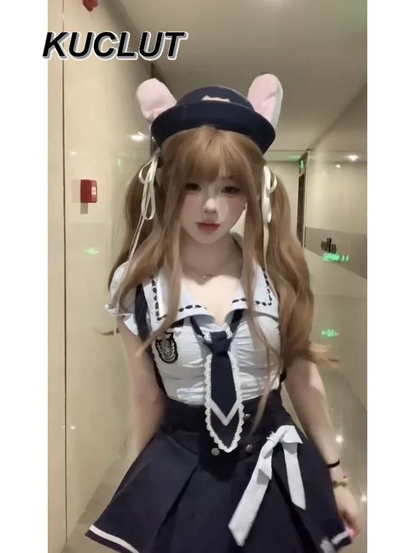 

Two-Piece Set Summer New Sweet College Style Slim Fit Short Sleeve Top Double-Breasted High Waist Slimming Strap Skirt Suit