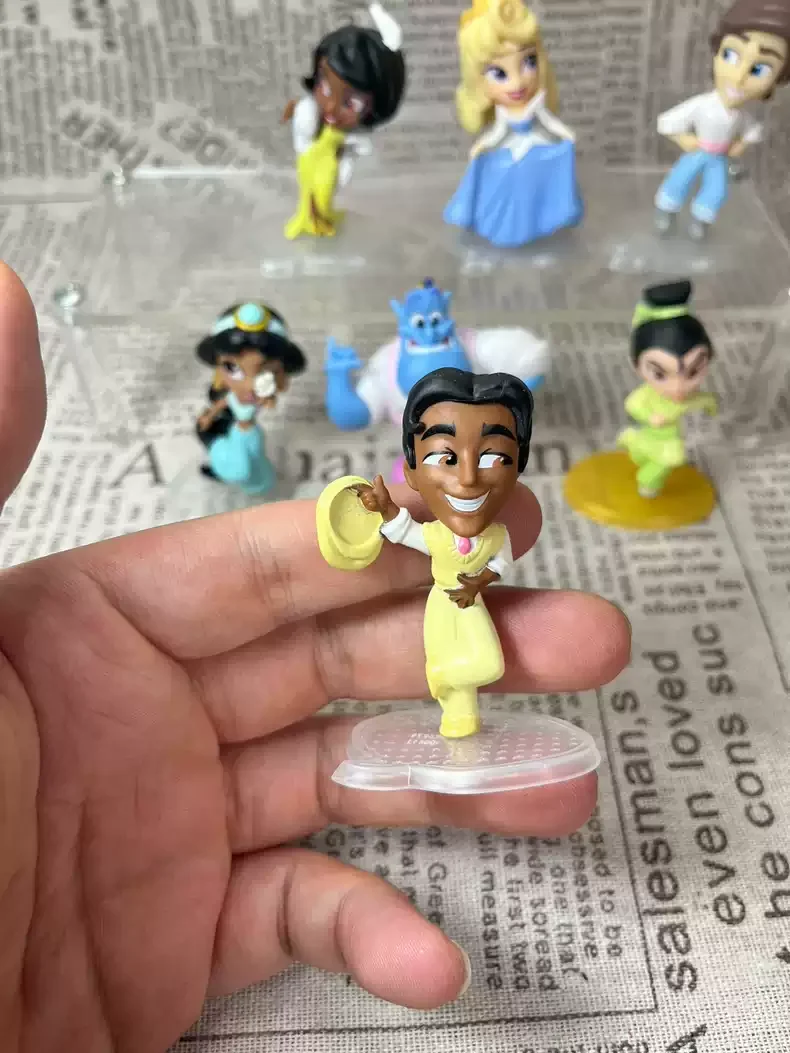 Hasbro Disney Figurki akcji Kopciuszek Ariel Jasmine Mulan Seria księżniczek Mini Model Zabawka Prezenty dla dzieci Ozdoby