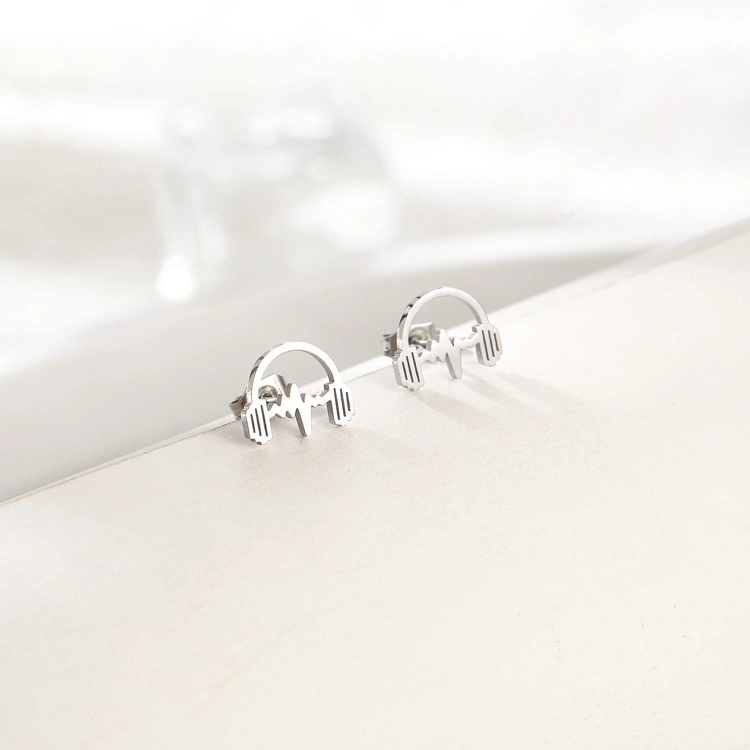Stainless Steel Headset Fashion Stud Earring Sliver Color And Gold Plated Jewelry Gift For Musician