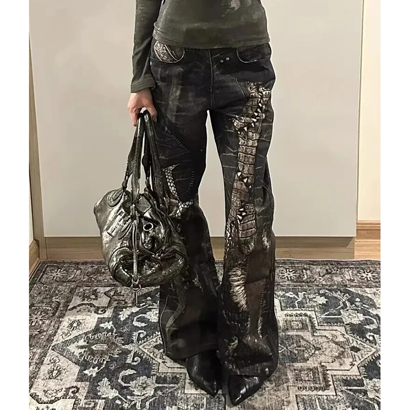 Grunge Python นูนช่างไม้ไม่สมมาตรกางเกงยีนส์ Gothic Dark Street Micro Flares กางเกง CROSS Patchwork กางเกงยีนส์สีดํา