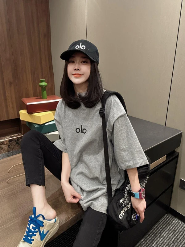 

Повседневная серая футболка средней длины с короткими рукавами Lazy Wind, такой же для мужчин и женщин, новый летний свободный и тонкий топ в стиле ретро