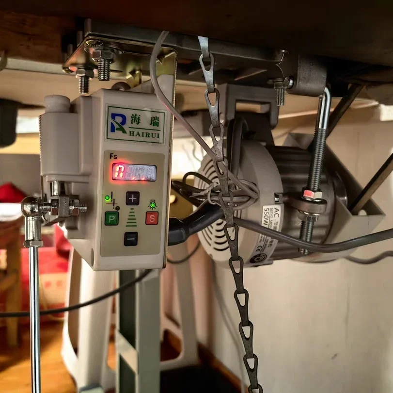 motore-servo-silenzioso-a-risparmio-energetico-per-macchine-da-cucire-industriali-adatto-per-macchine-a-doppio-ago-a-piano-piano-ecc-550w-650w-750w