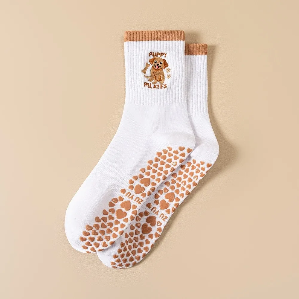 High Quality Puppy Embroidered Yoga Socks Silicone Non-Slip Mid Tube Sports Socks Crew Socks Pilates