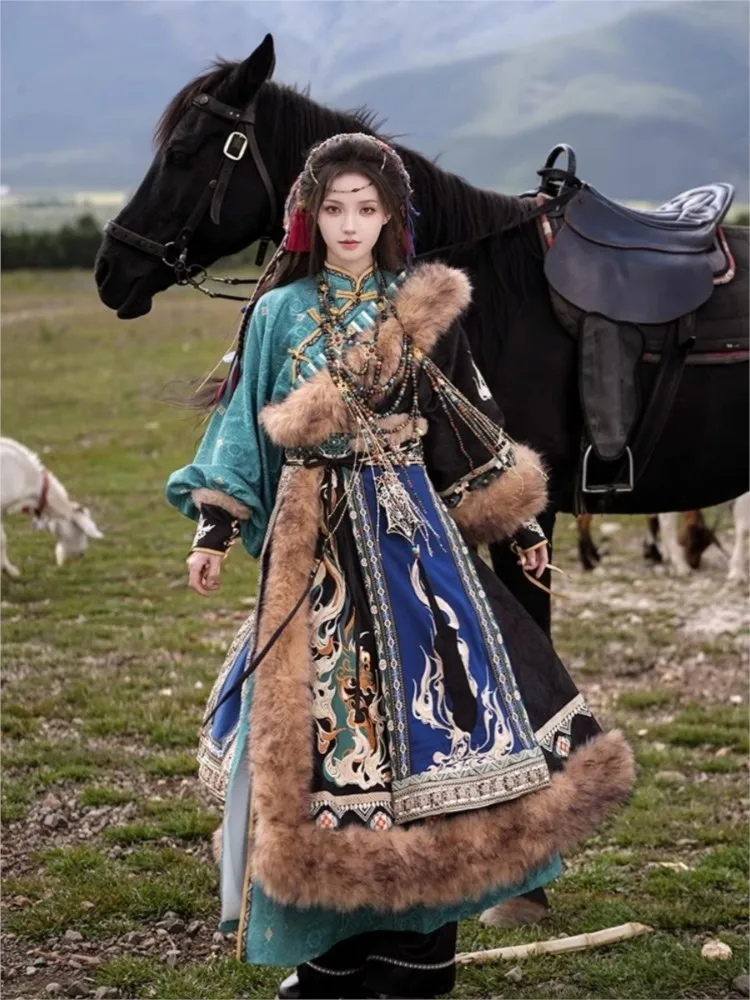 

Exotic travel photography ethnic-style embroidered clothing for both men and women