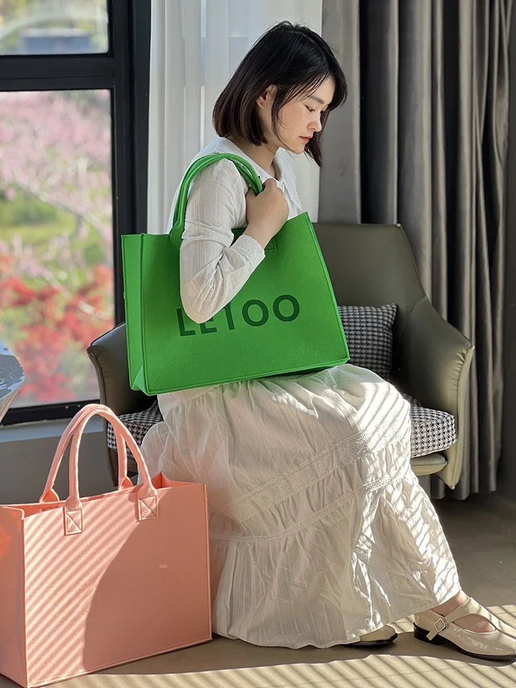 

Casual Faionable Large Capaci Felt Handbag Women's op Commuting Bag Versatile Gift Bag Fre Sweet Sle Tote Bag