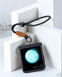 Luxury Korean Solid Color Adjustable Portable Hand Strap Phone Case for Motorola Razr 40 50 60 Ultra Razr Plus 2023 2024 2025