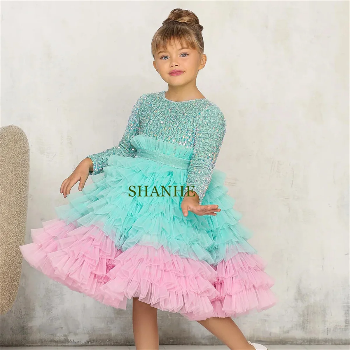 

CustomizedCute Flower Girl Dress Cupcake Birthday Party Dresses Long Sleeves Round Neck Sequin Tiered Puffy Contrast Color Chris
