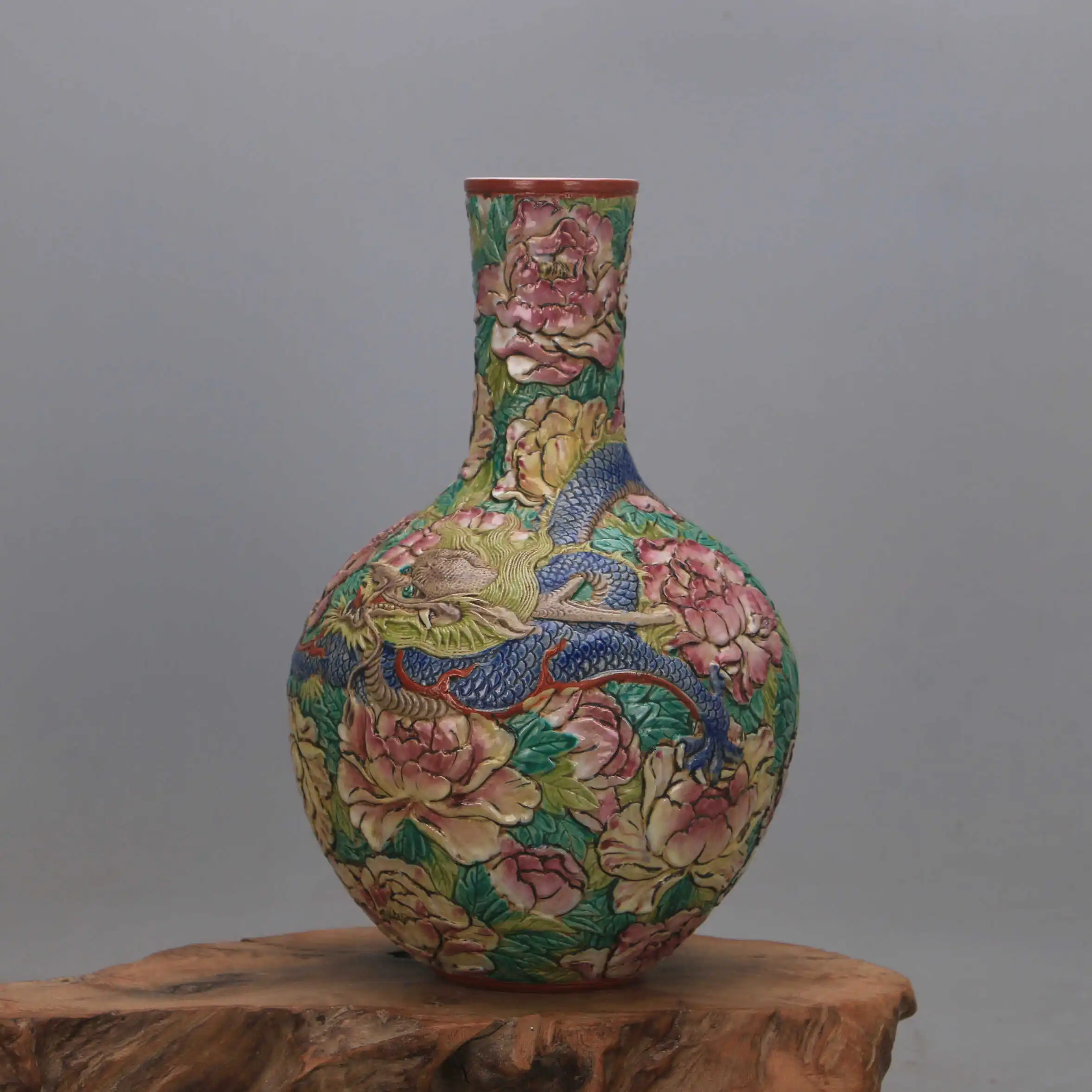 Celestial Globe Vase Qianlong Style Relief Dragon Thousand Flowers Handmade Heavy Famille Rose Replica Porcelain Home Decor