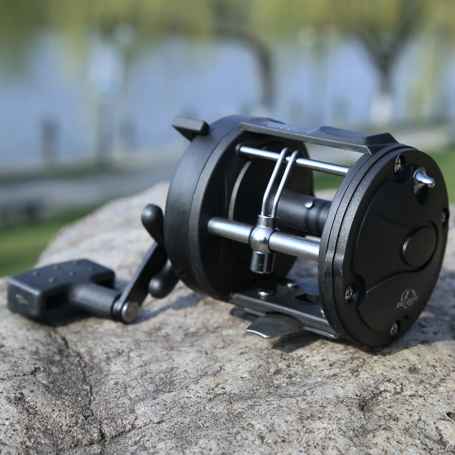 Sougayilang Trolling Reel Drum Fishing Reel Left/Right Hand Casting Sea Fishing Reel Large Line Capacity Baitcasting Reel