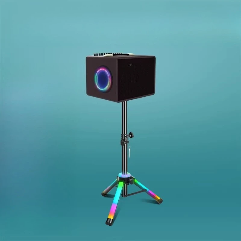 Professional speakers recording live broadcast amplification comes with a sound card pickup